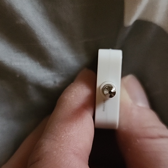 Square Reader for Magnetic Stripe Cards - Picture 4 of 4